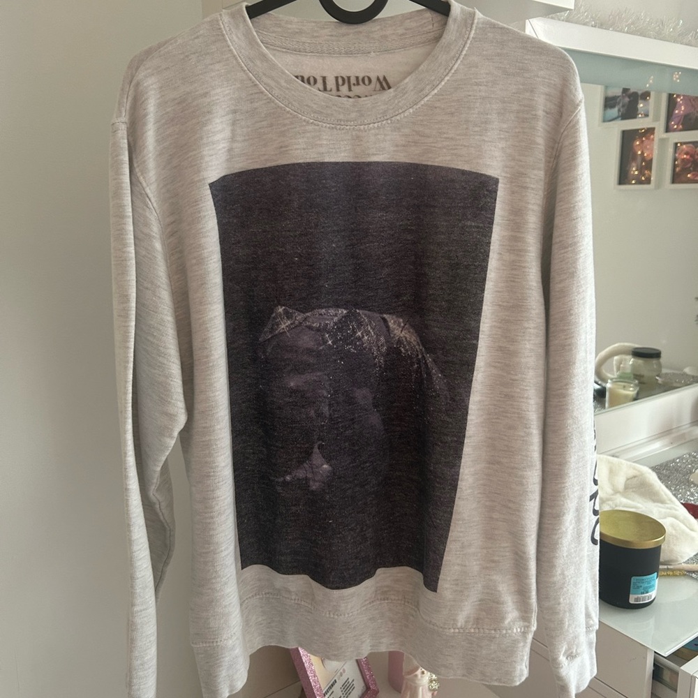 ariana grande crewneck - official merch from her sweetener tour